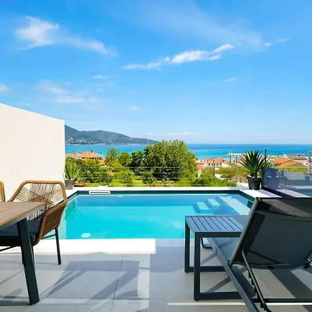 Videre Golden Private Pool Apartman Potamia