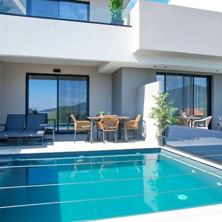 Videre Golden Private Pool * Potamia
